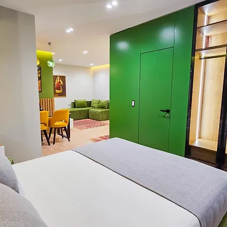 Auberge Apartment *